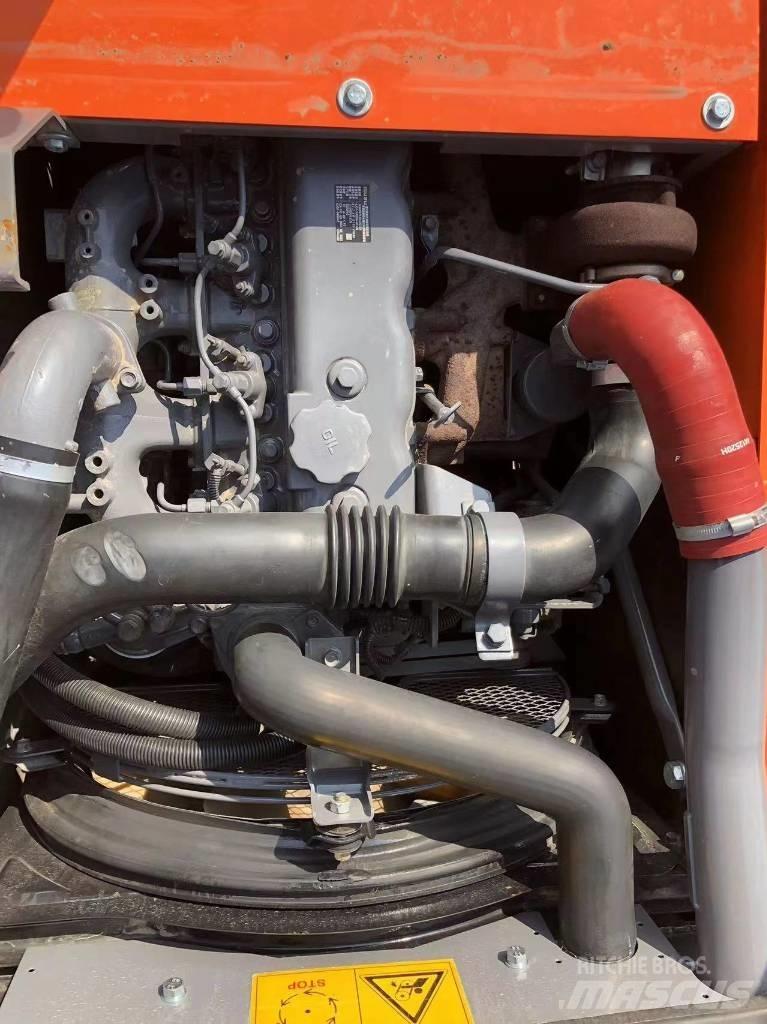 Hitachi ZX 120 Pelle sur chenilles