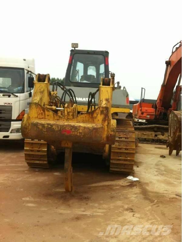 Komatsu d155a-3 Bouteurs sur chenilles