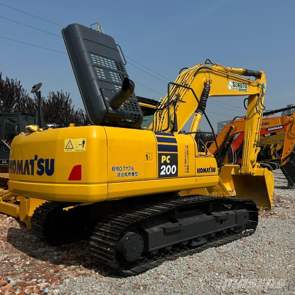 Komatsu 200-8 Pelle sur chenilles