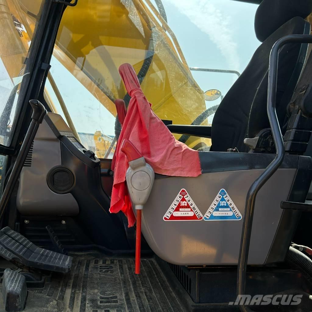 Komatsu 200-8 Pelle sur chenilles