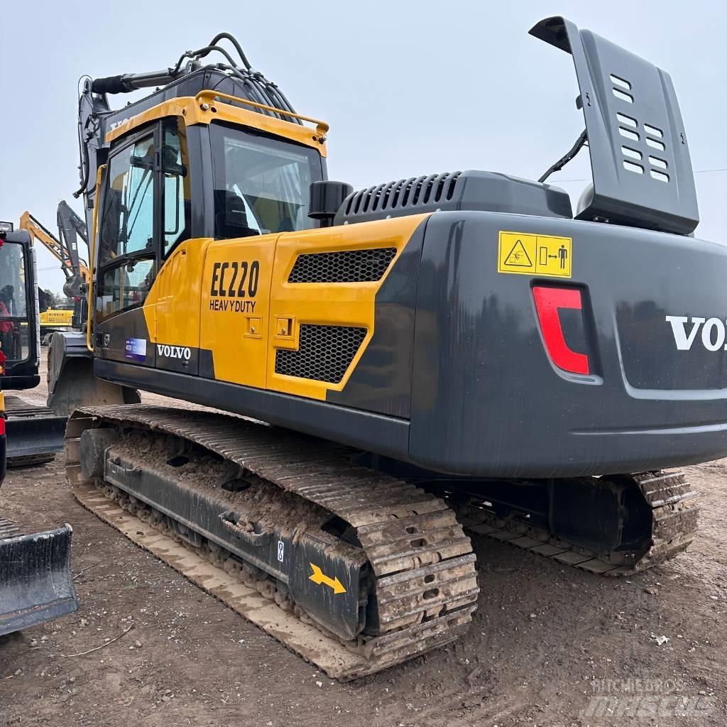 Volvo EC 220 DL Pelle sur chenilles