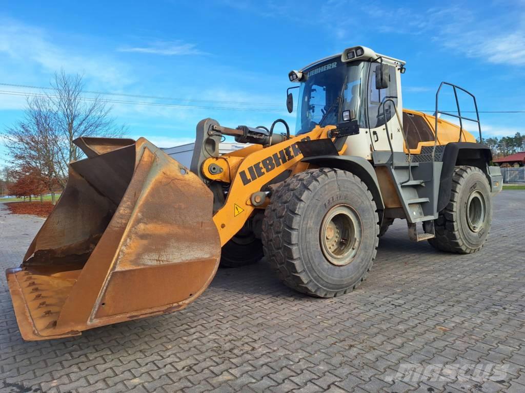 Liebherr L 566 Chargeuse sur pneus