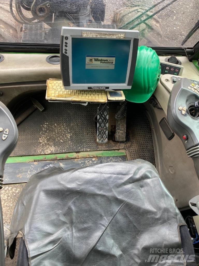 John Deere 1270 D Abatteuse