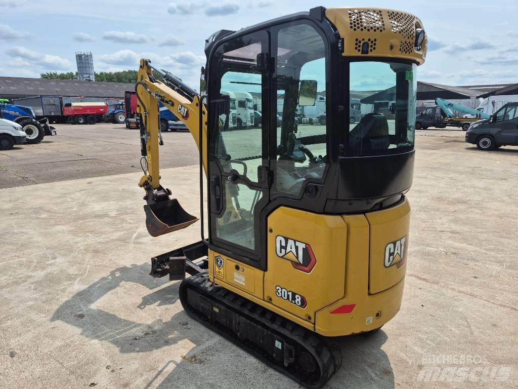 CAT 301.8 Mini pelle < 7t