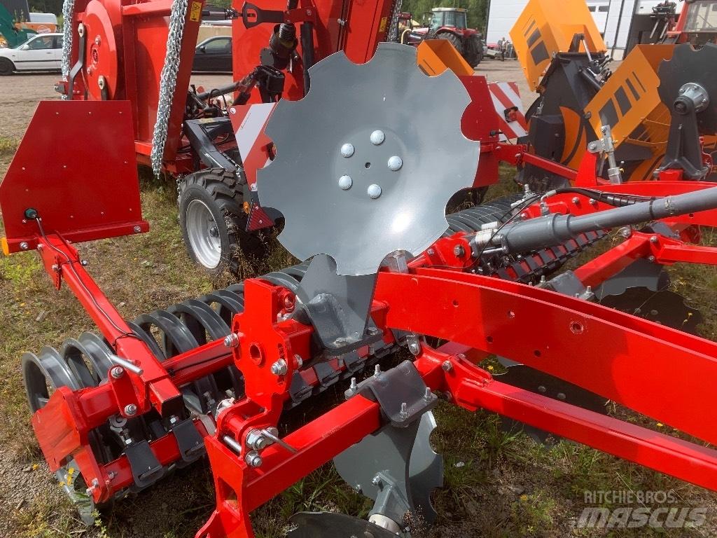 Unia Cross S 3 Déchaumeur, cultivateur