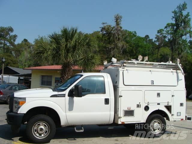 Ford F 350 SD Utilitaire benne