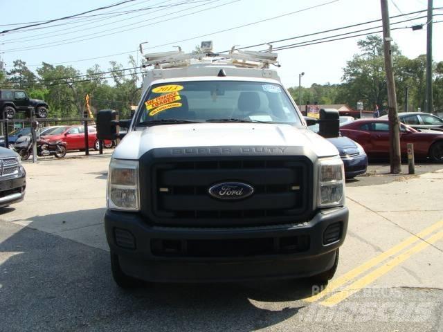Ford F 350 SD Utilitaire benne