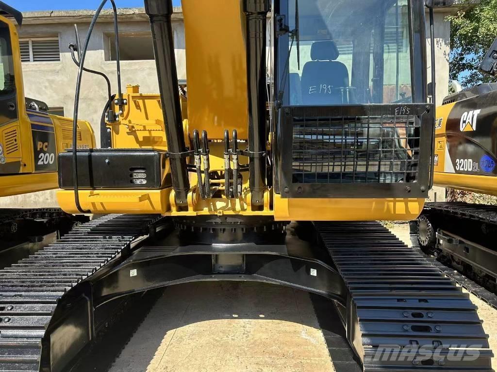 CAT 320 D Pelle sur chenilles