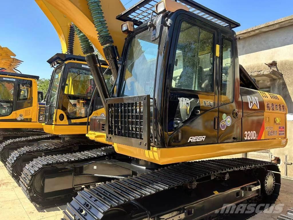 CAT 320 D Pelle sur chenilles