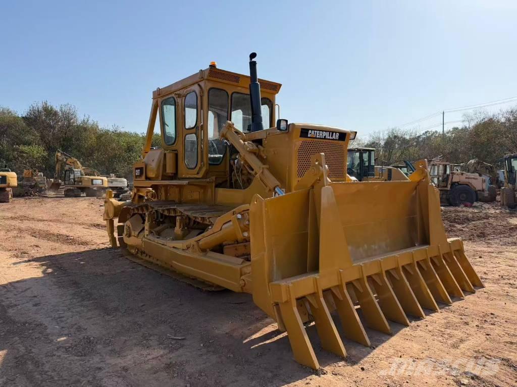 CAT D 8 K Bouteurs sur chenilles