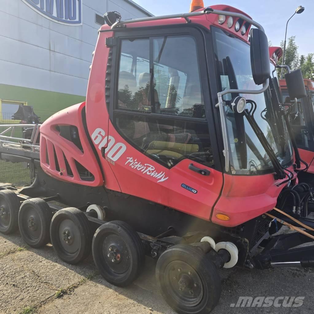 Kässbohrer PB 600 Dameuse