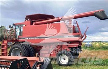 Case IH 1680 Moissonneuse batteuse