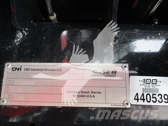 Case IH 8250 Moissonneuse batteuse