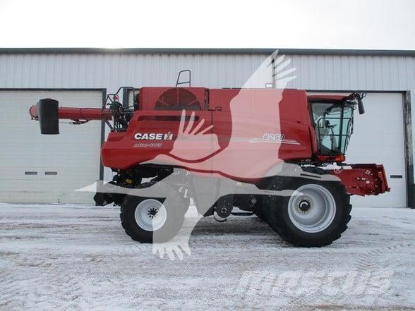 Case IH 8250 Moissonneuse batteuse