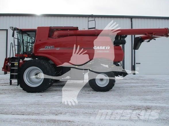 Case IH 8250 Moissonneuse batteuse