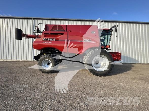 Case IH 8250 Moissonneuse batteuse