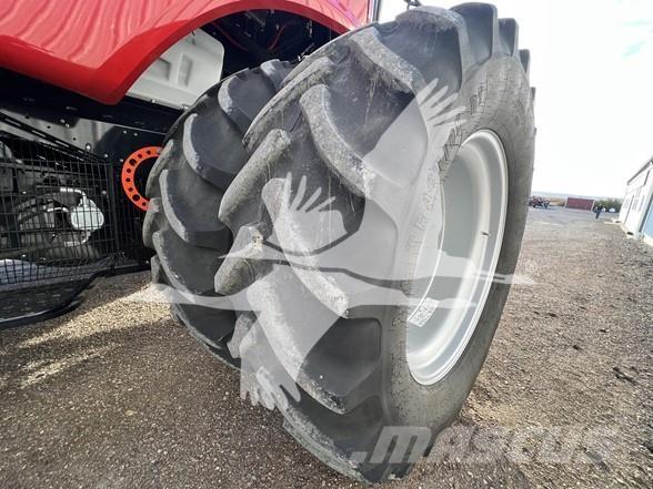 Case IH 8250 Moissonneuse batteuse