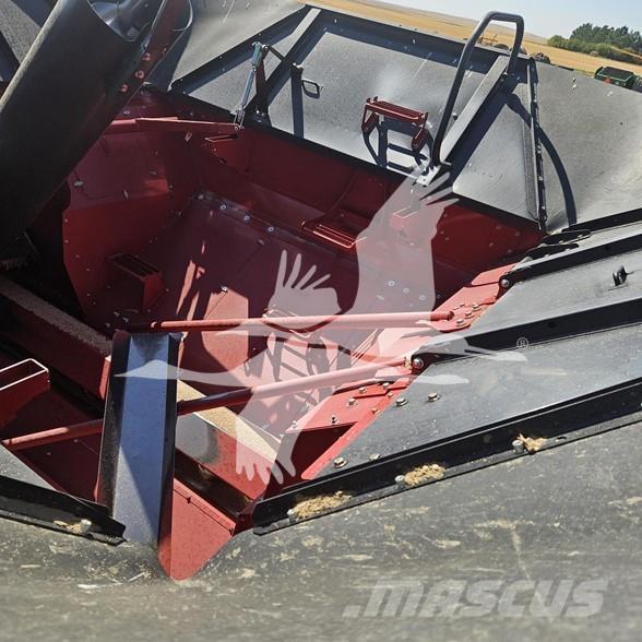 Case IH 8250 Moissonneuse batteuse