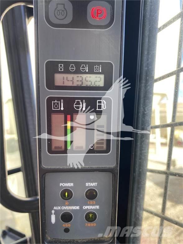 CASE SV300 Chargeuse compacte