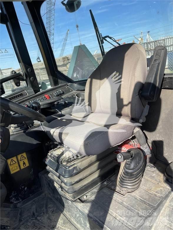 JCB 409 Chargeuse sur pneus