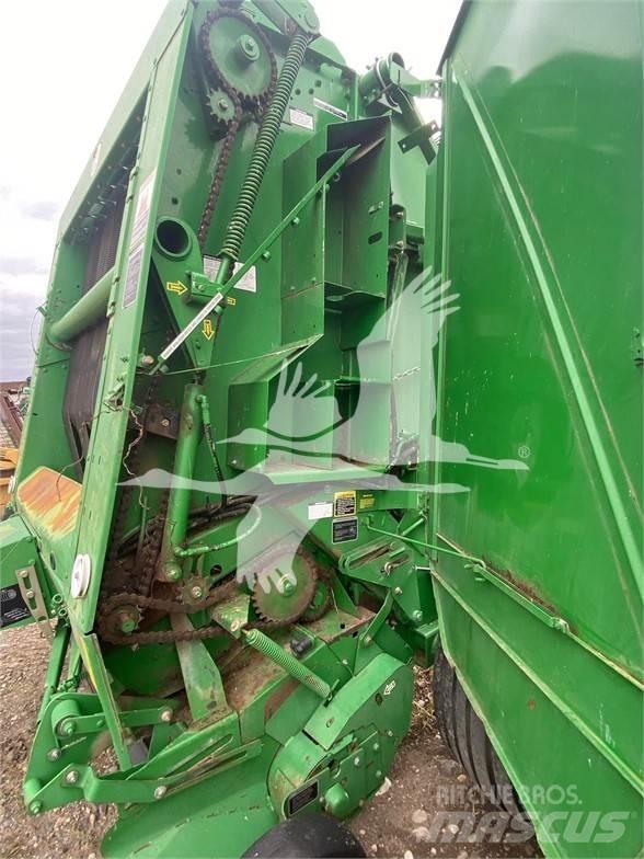John Deere 568 Presse à balle ronde