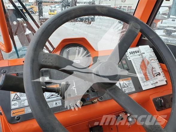 SkyTrak 10054 Chariot télescopique