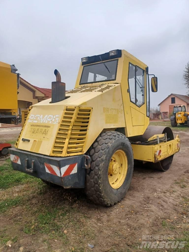 Bomag BW 177 D-3 Rouleaux monocylindre