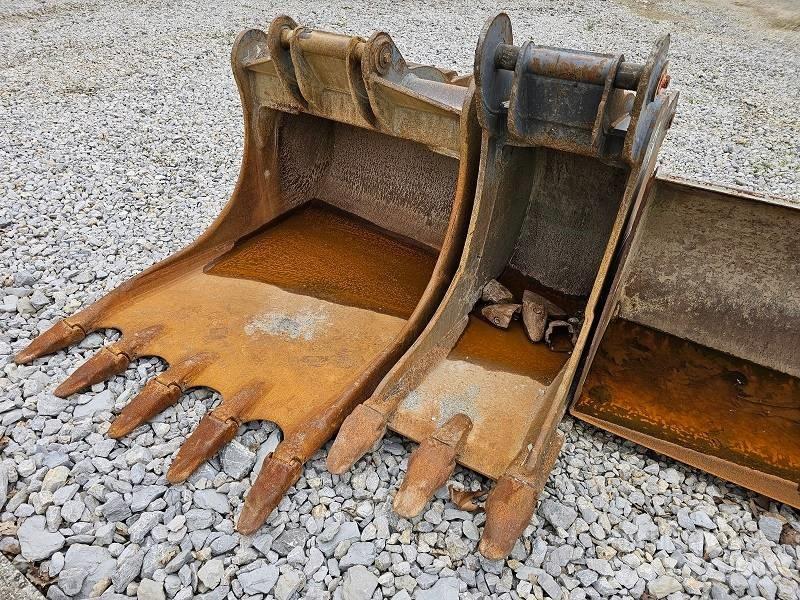 CAT 323-07B Pelle sur chenilles