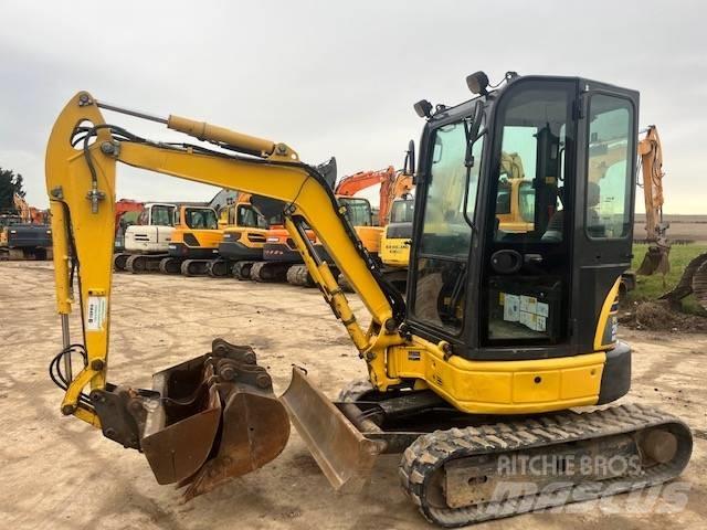Komatsu PC 26 MR-3 Mini pelle < 7t