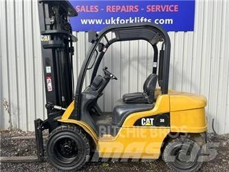 CAT DP 30 N Chariots diesel