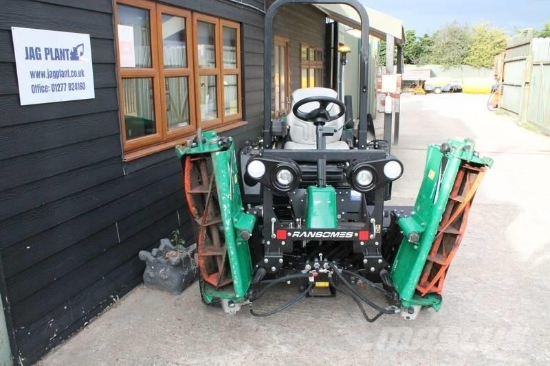 Ransomes Parkway3 Tondeuses montées