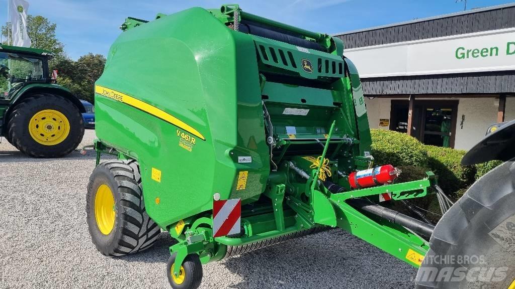 John Deere V461R Presse à balle ronde