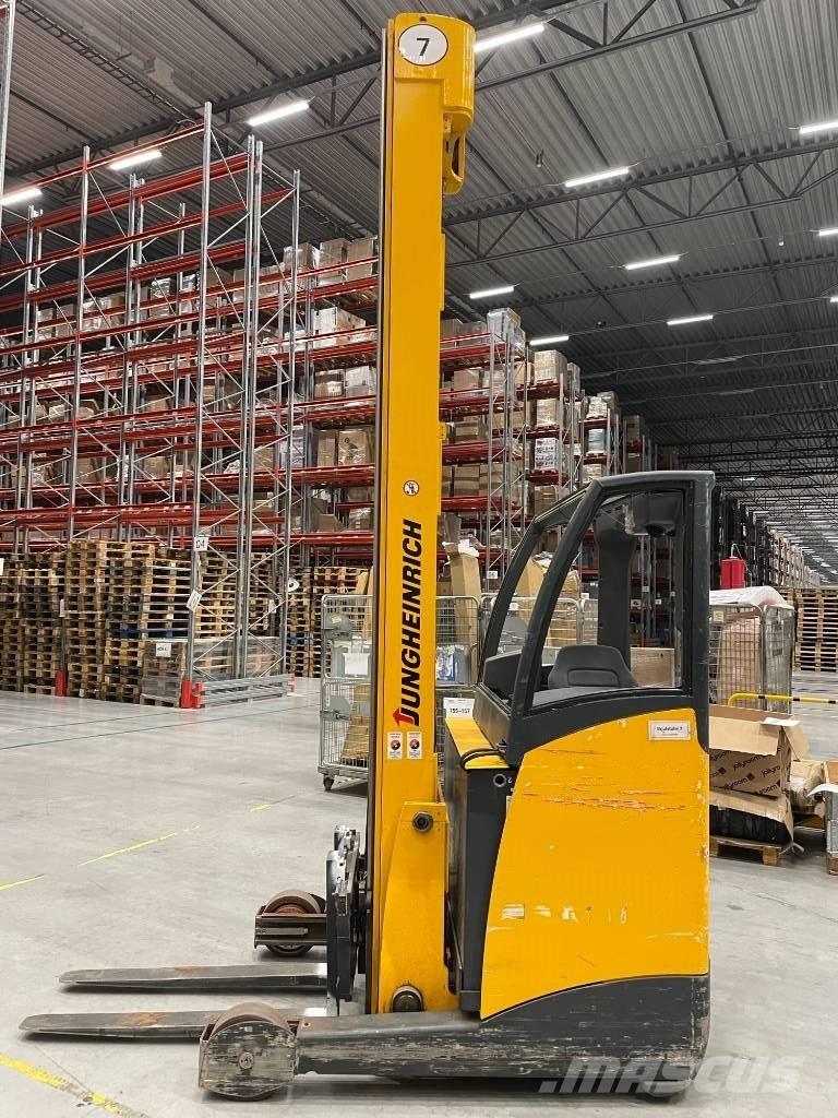 Jungheinrich ETV 216 Chariot à mât rétractable
