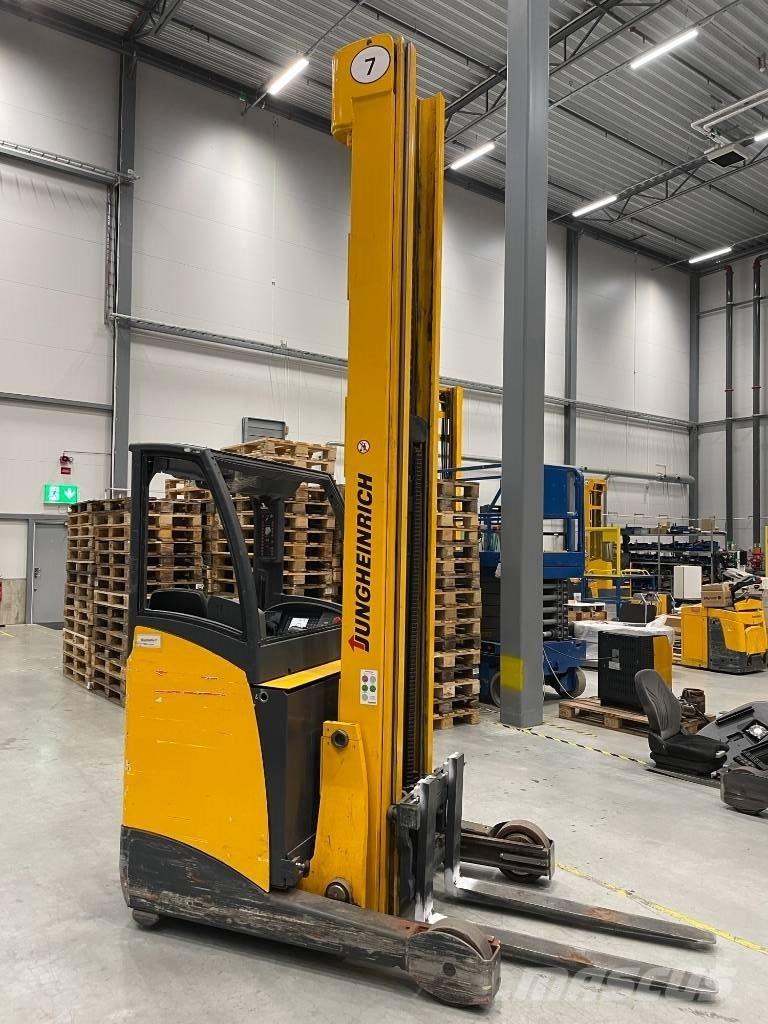 Jungheinrich ETV 216 Chariot à mât rétractable