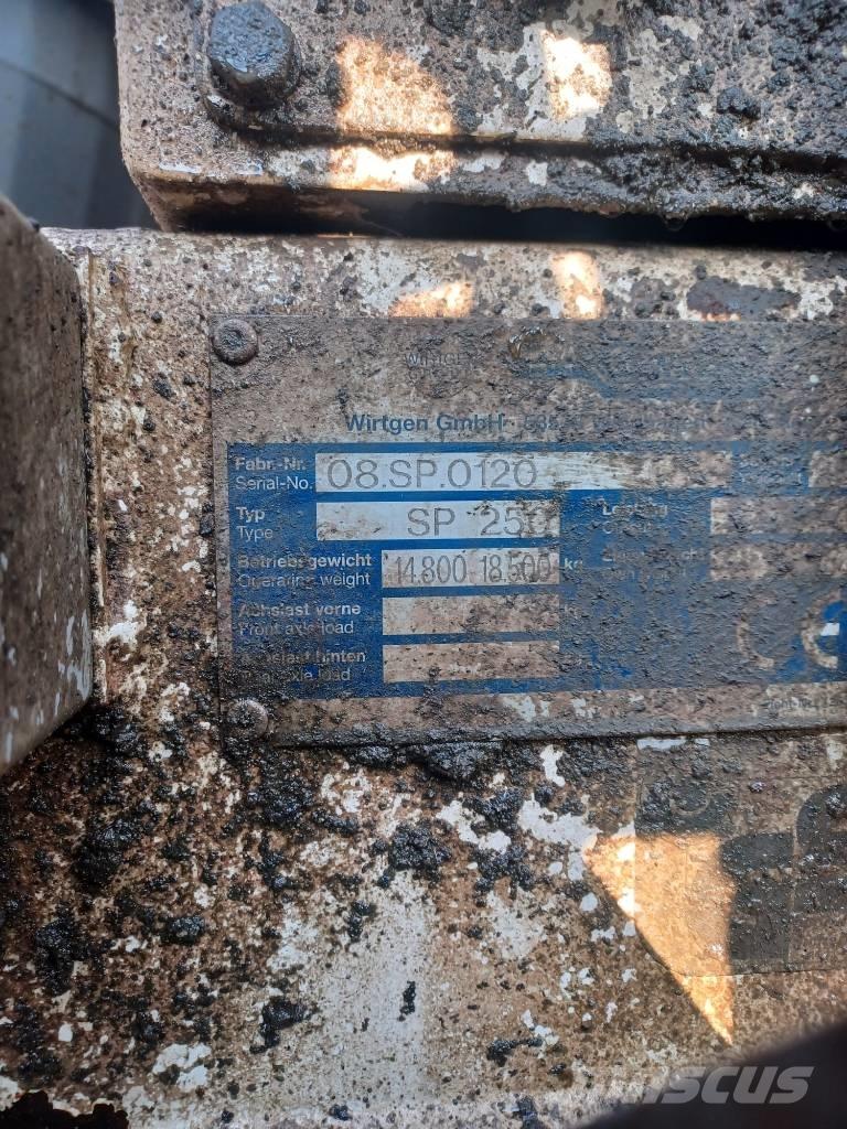 Wirtgen SP250 Coffrage