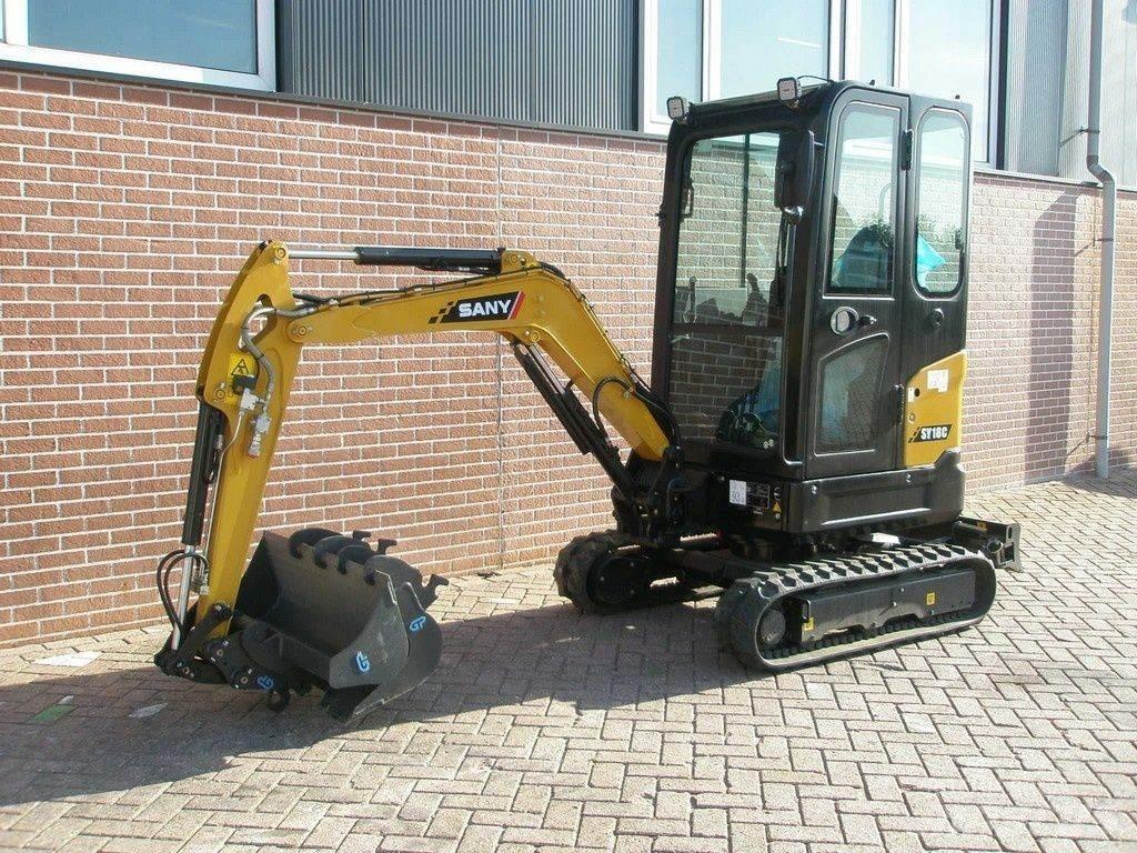 Sany SY18C Mini pelle < 7t