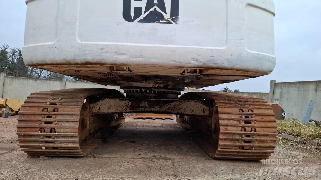 CAT 329 D LN Pelle sur chenilles