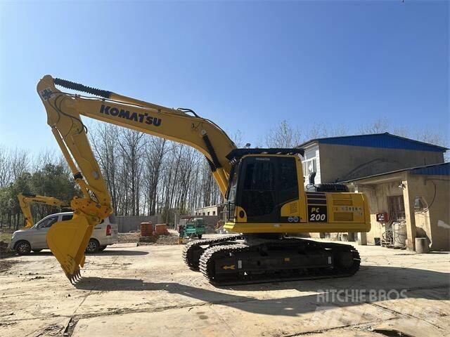 Komatsu PC200-8 Pelle sur chenilles