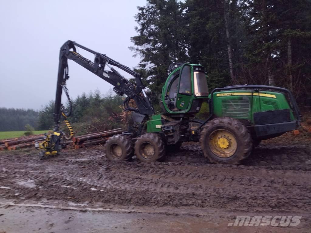 John Deere 1170 E Abatteuse