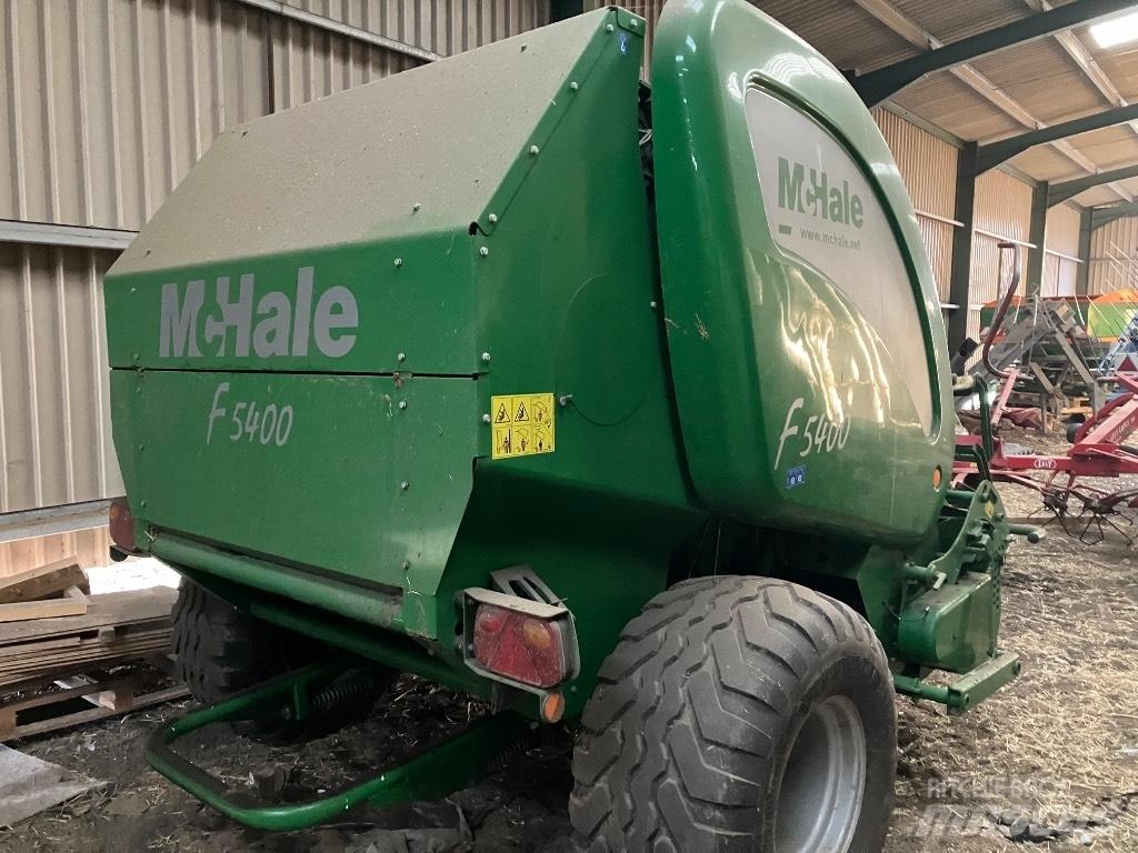 McHale F5400 Presse à balle ronde