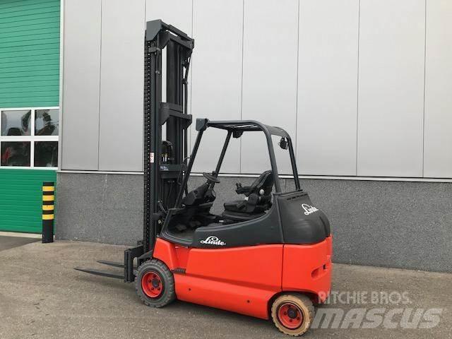 Linde E25/600-02 Chariots élévateurs électriques