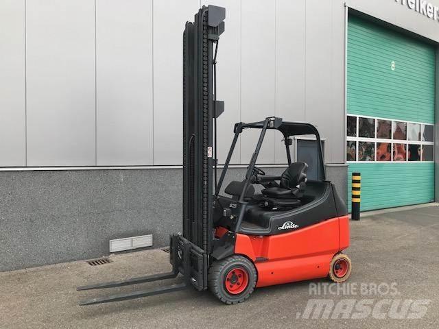 Linde E25/600-02 Chariots élévateurs électriques