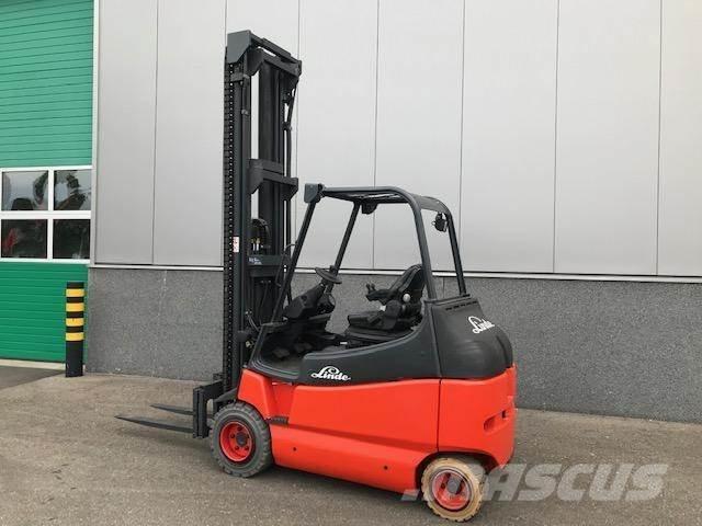 Linde E25/600-02 Chariots élévateurs électriques