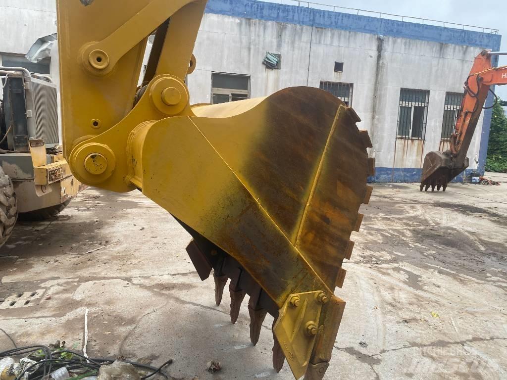 CAT 336 D Pelle sur chenilles