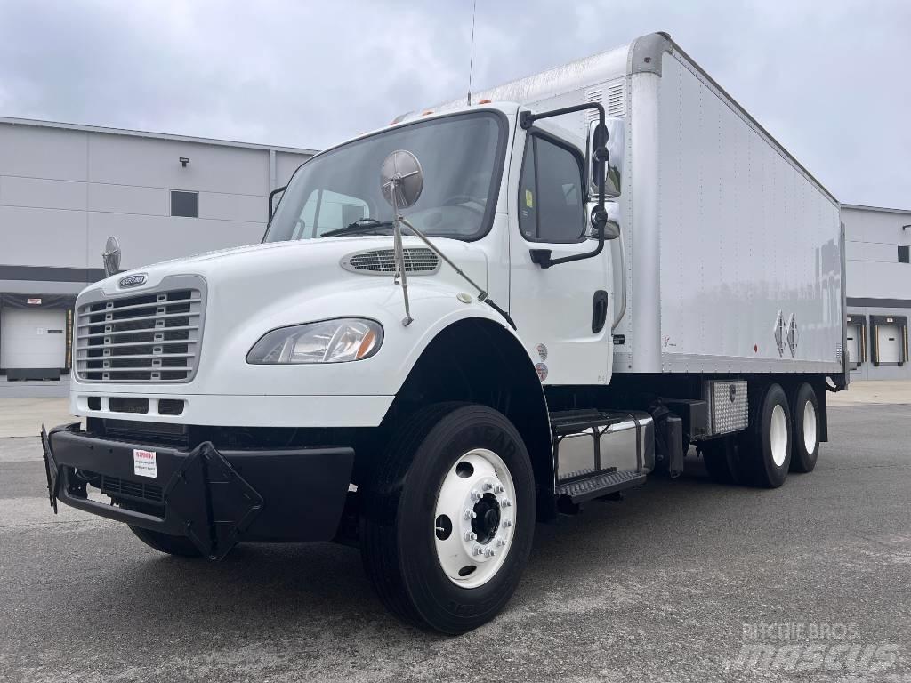 Freightliner M 106 Camion Fourgon