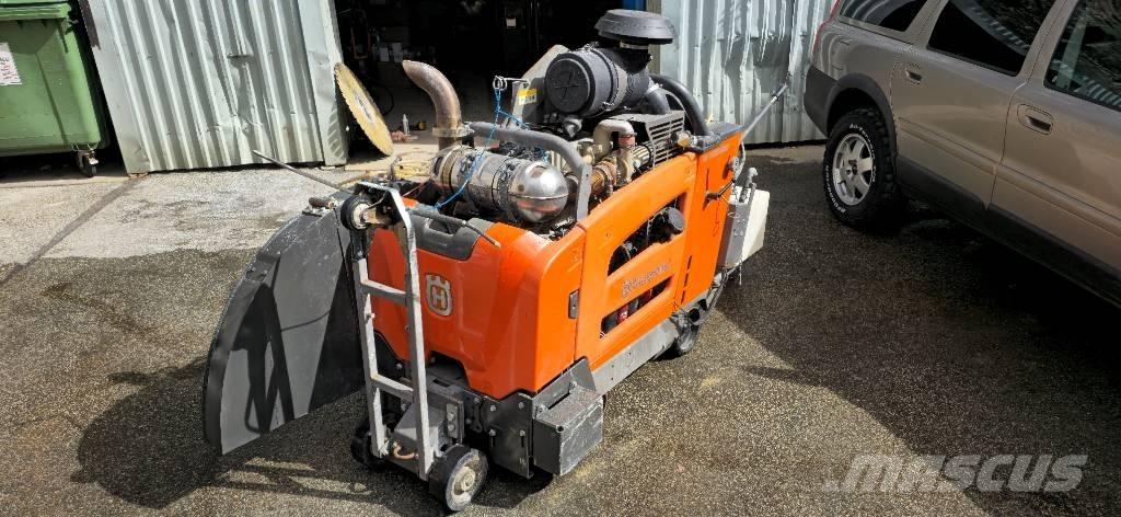 Husqvarna fs7000 Trancheuse