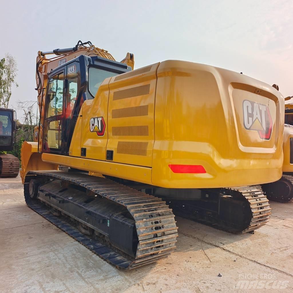 CAT 323 GC Pelle sur chenilles
