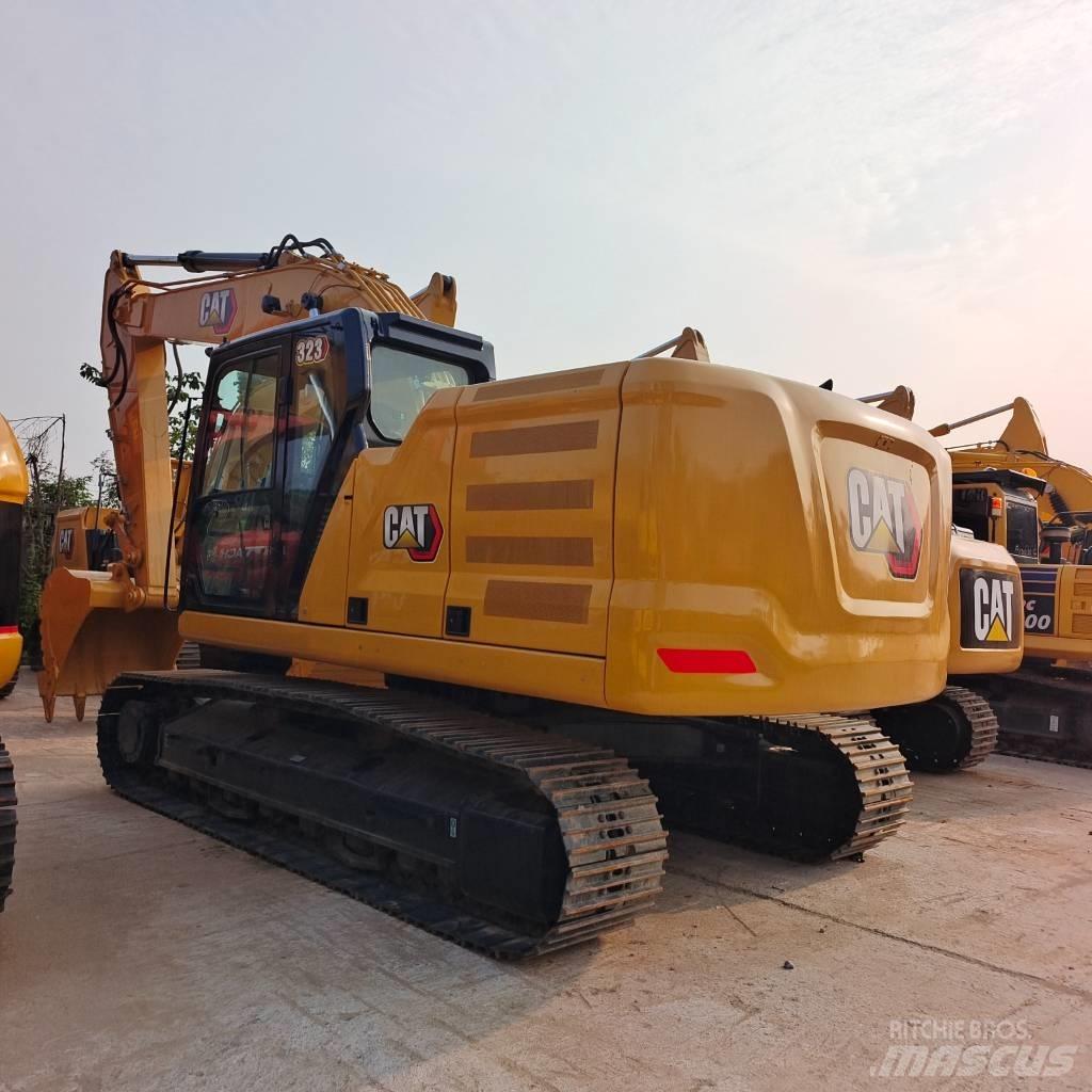 CAT 323 GC Pelle sur chenilles