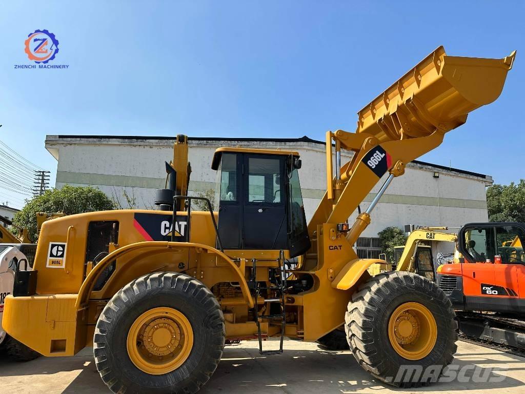 CAT 966 L Chargeuse sur pneus