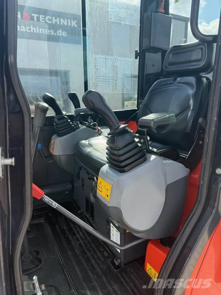Kubota U 20-3 Mini pelle < 7t